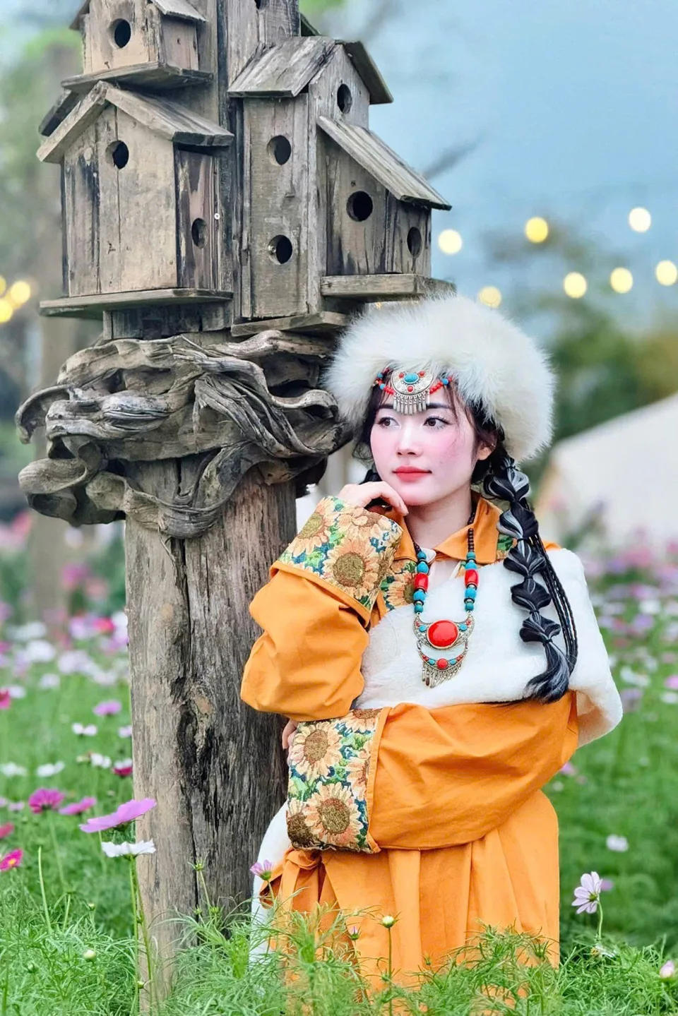 Lạc giữa mùa hoa — khung hình 4