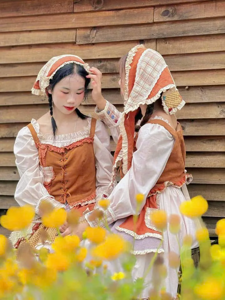 Những sắc màu ngoài trời — khung hình 6