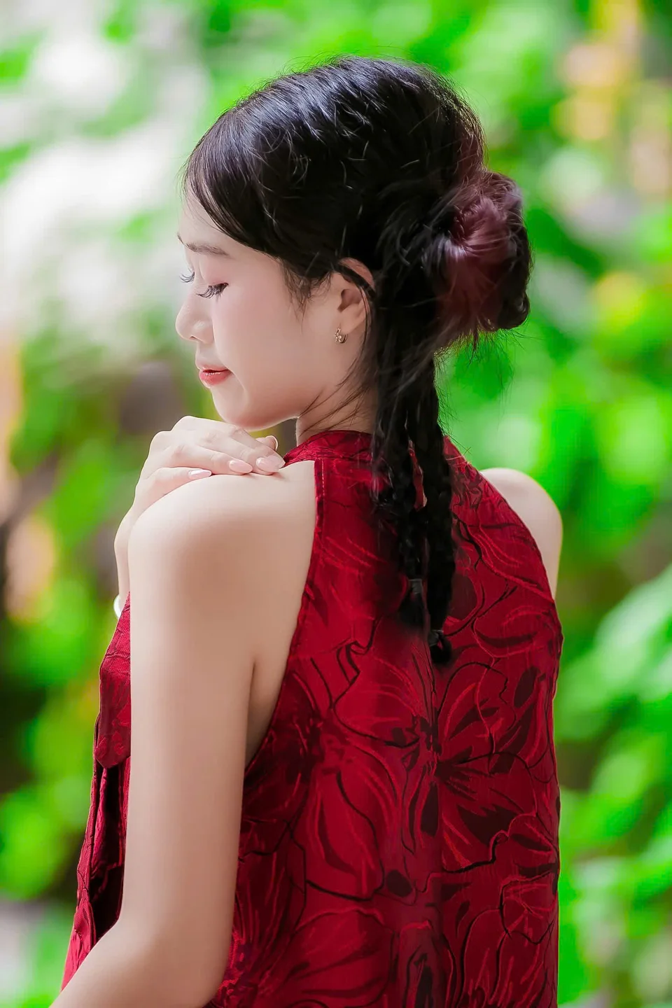 Một sắc đỏ rất riêng — khung hình 6