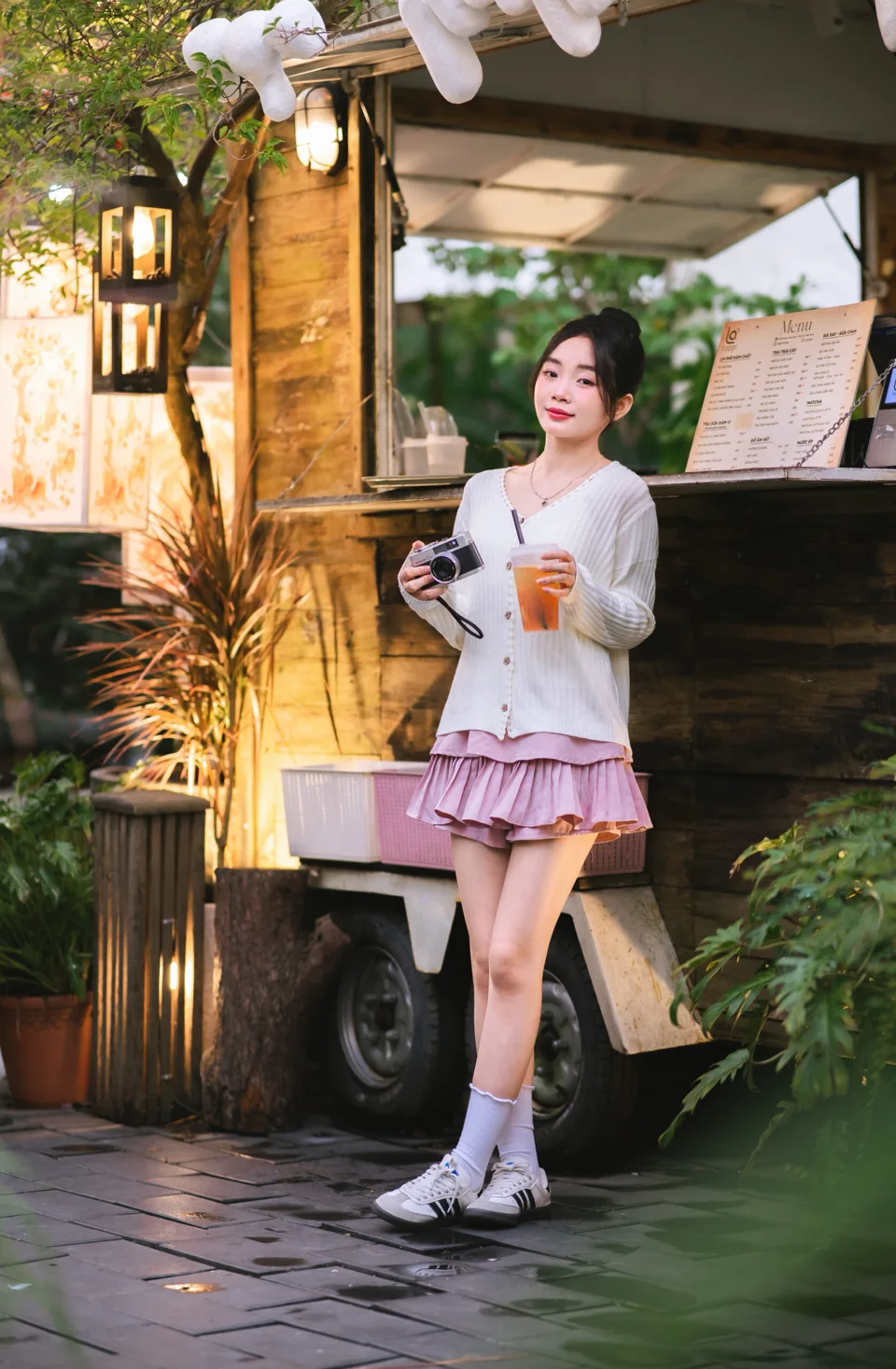 Chân dung tại quán cà phê tại Bắc Ninh — Quốc Toản Photo